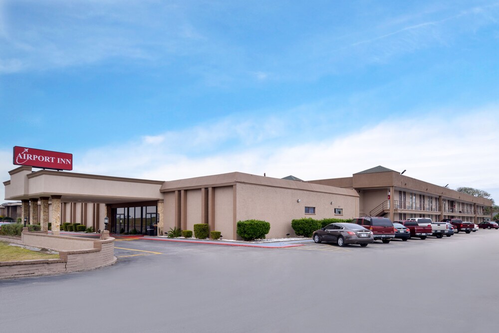 Airport Inn Nederland Texas 2/59
