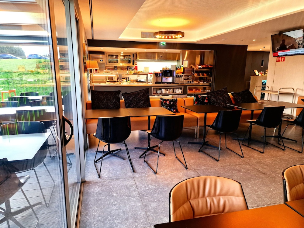 Hotel 3K Porto Aeroporto 43/53