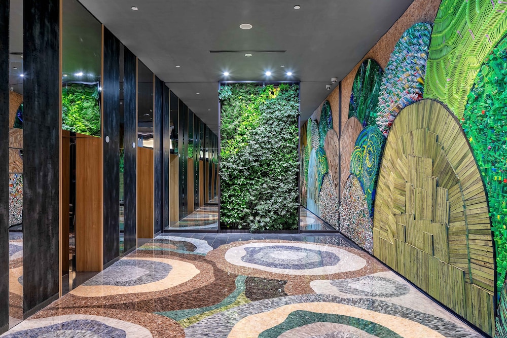 Artyzen Habitat Hongqiao Shanghai 69/71