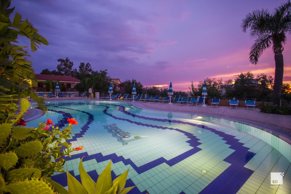Tonicello Resort Spa 26/50