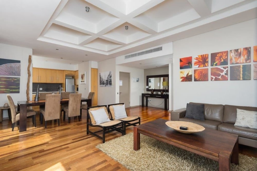 ITC Hospitality Group Two Bedrooms Cartwright's Corner 25/45