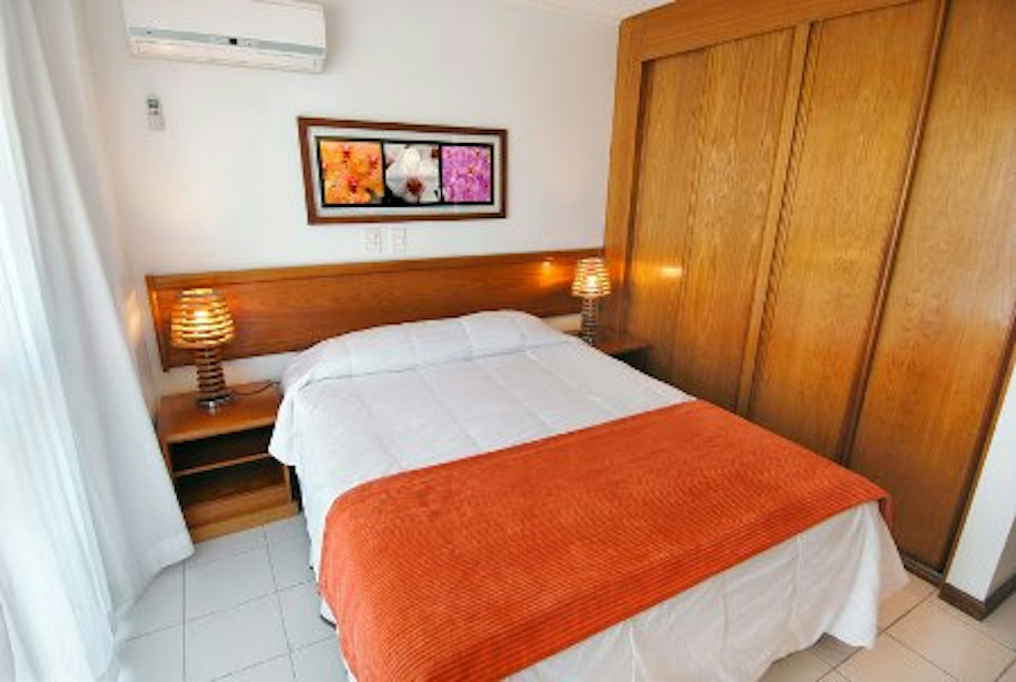 GOLDEN BEACH RESORT AND SPA 2/9