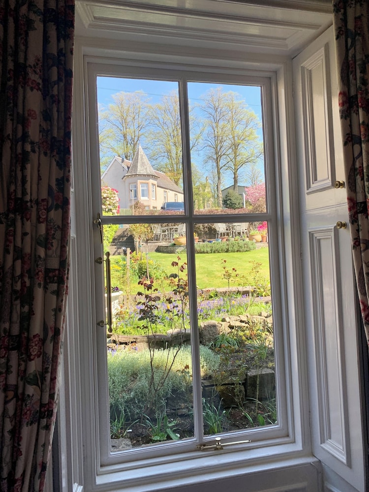 Leven House 24/46