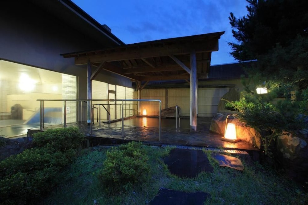 AKITA ONSEN SATOMI 13/33