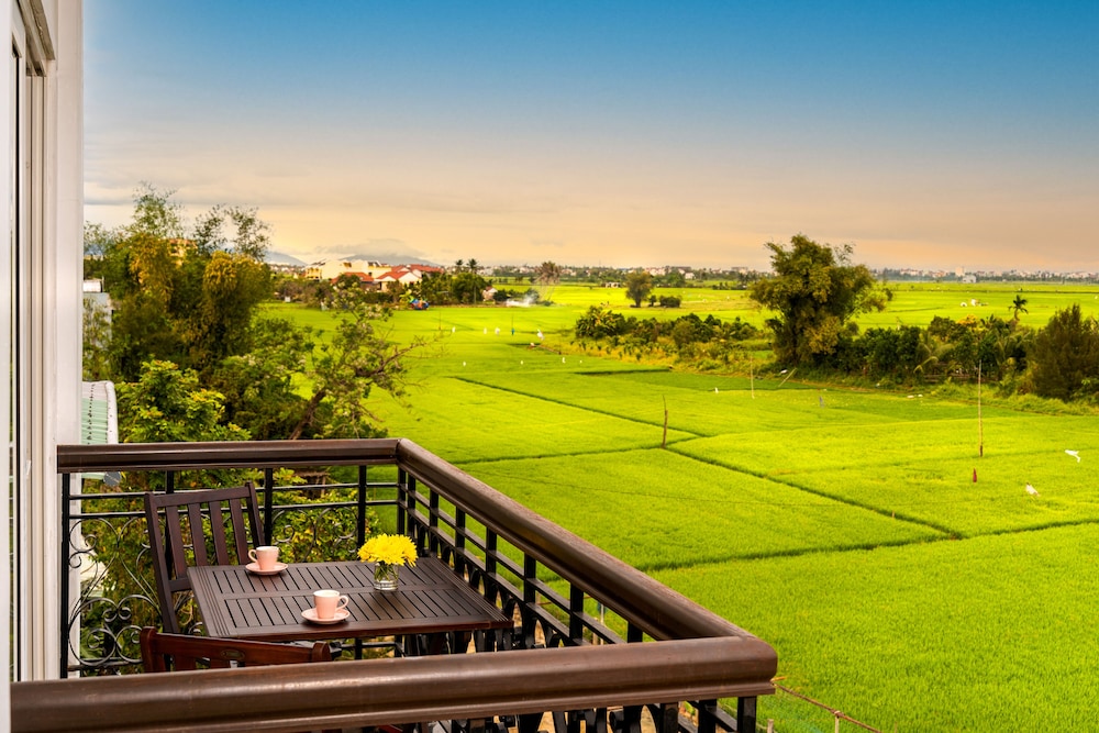 Iris Villa Hoi an 30/50