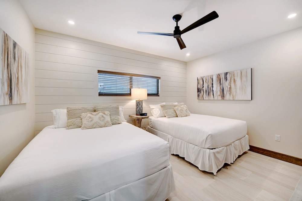 Bali Hai Beachfront Resort And Spa 9/70