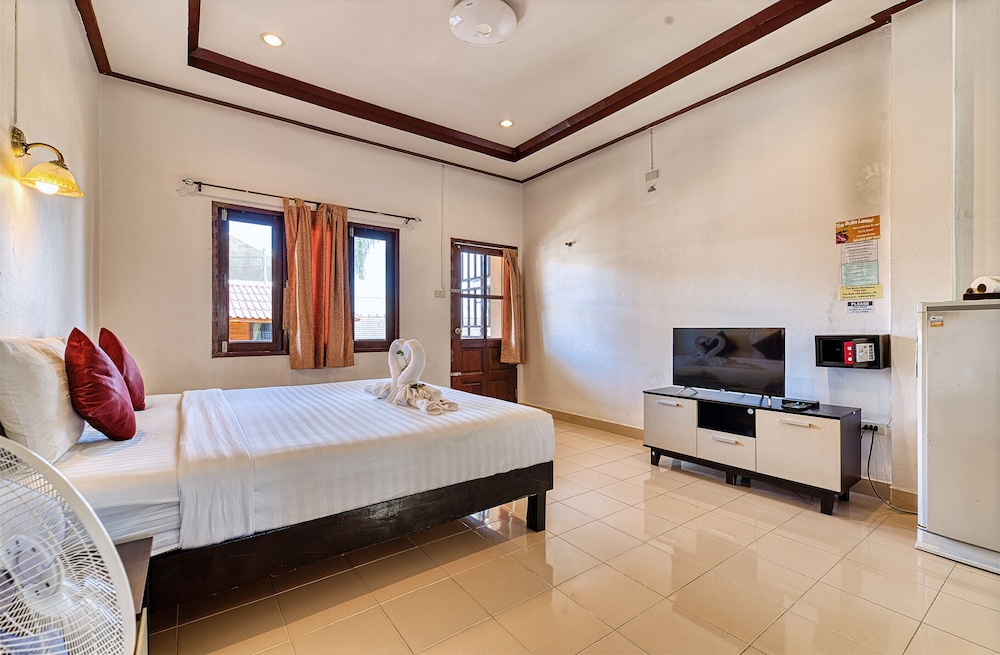 ROOM, TWIN BEDS, BALCONY