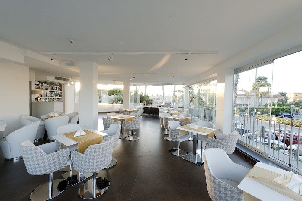 Hotel Leonessa 32/45