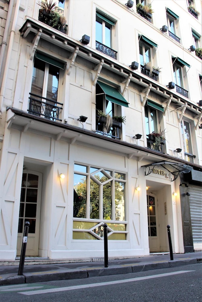 HOTEL DU TEMPS 2/58