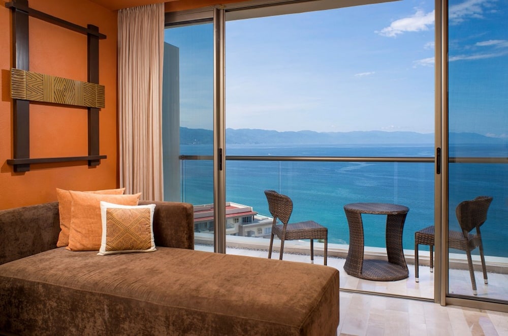 Dreams Vallarta Bay 7/63