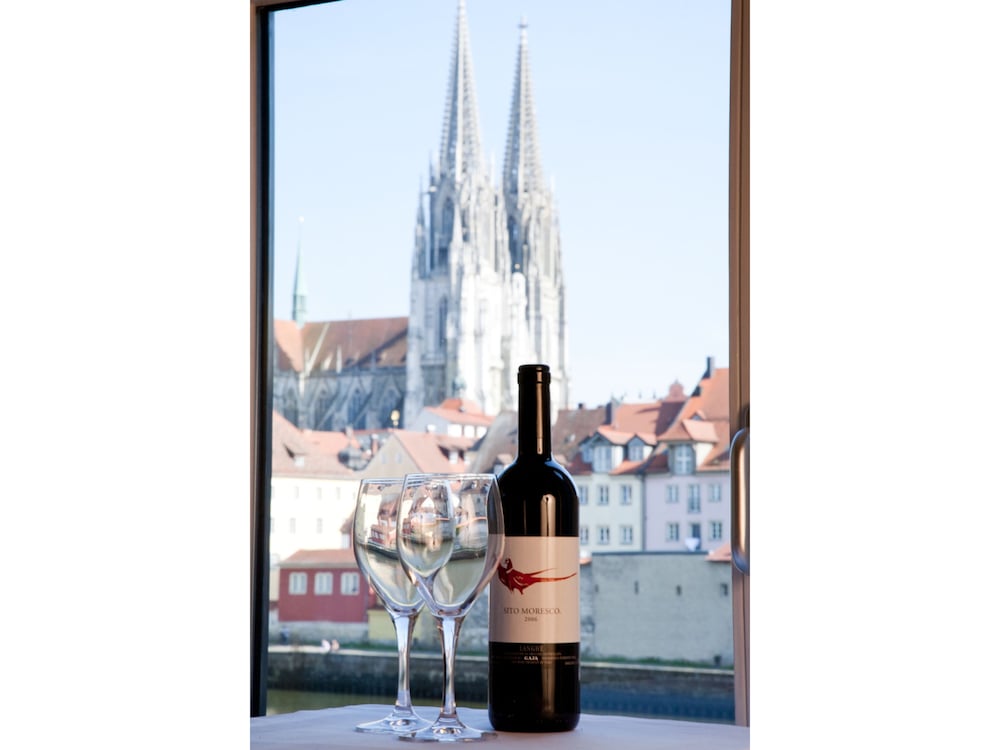 Sorat Insel-Hotel Regensburg 44/50