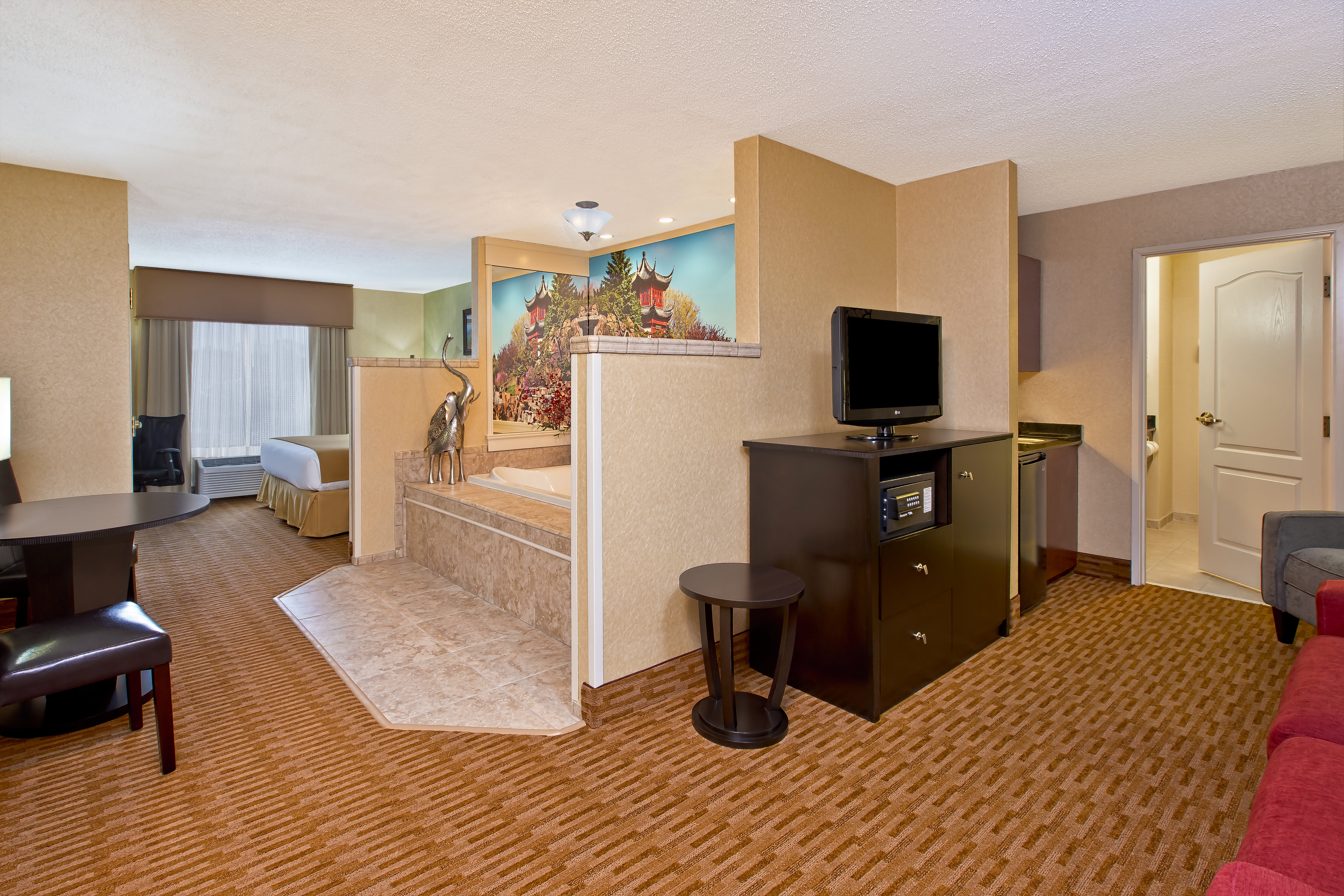 Holiday Inn Express Hotel Suites Sharon Hermitage 49/59
