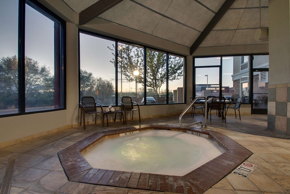 Drury Inn and Suites Albuquerque North 24/50