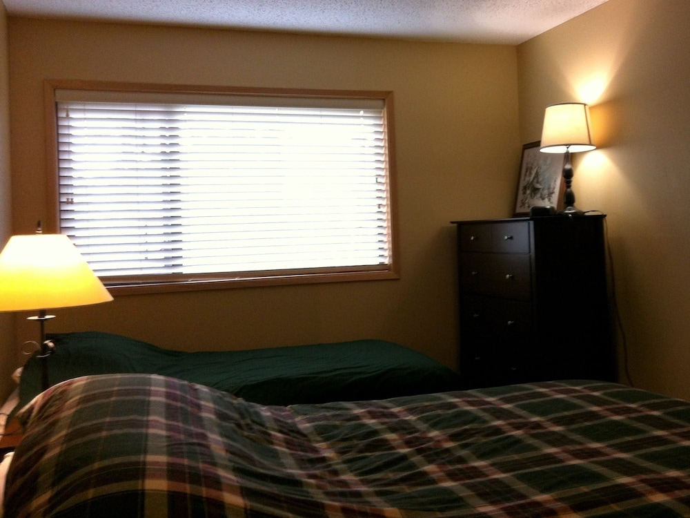 The Griz Inn 16/69