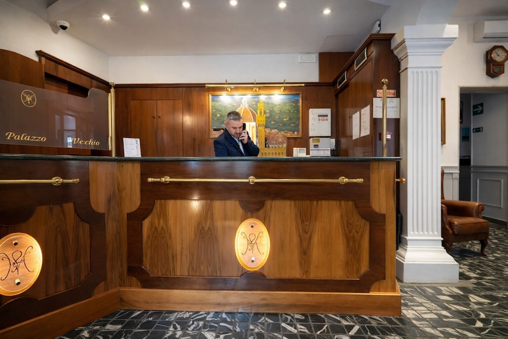 Palazzo Vecchio Hotel 10/72