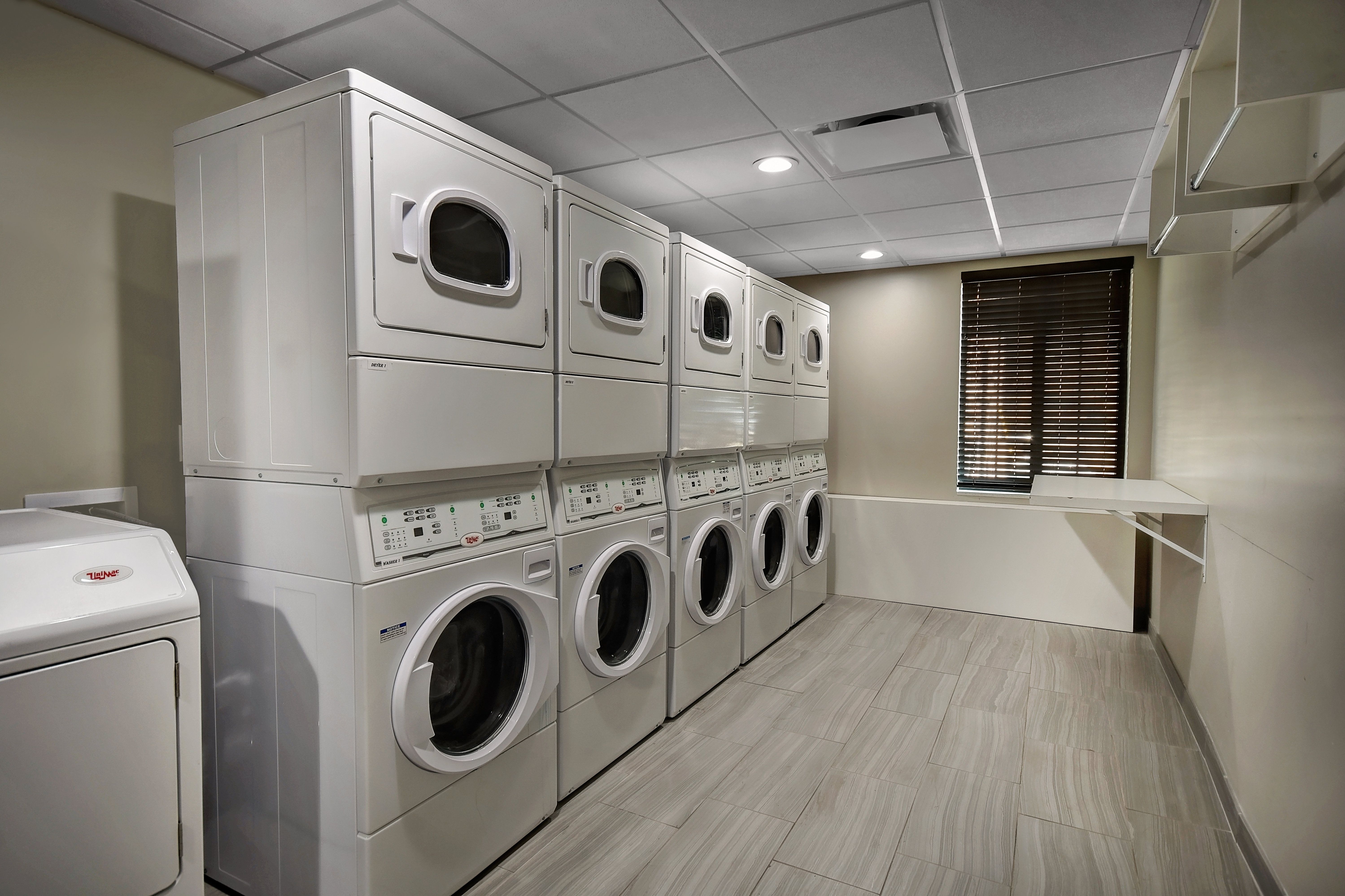 Staybridge Suites Holland 31/64