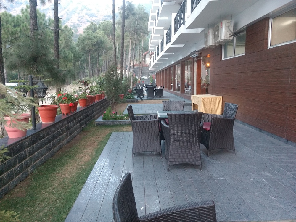 Deventure Shimla Hills 42/50