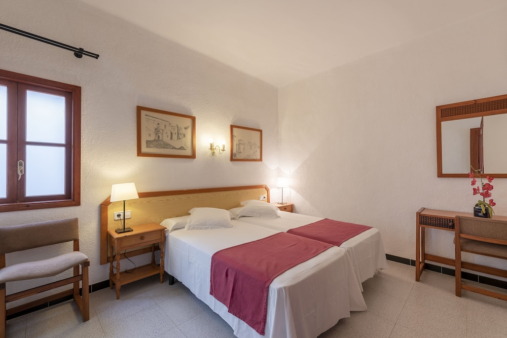 Hotel Sa Baronia 31/72