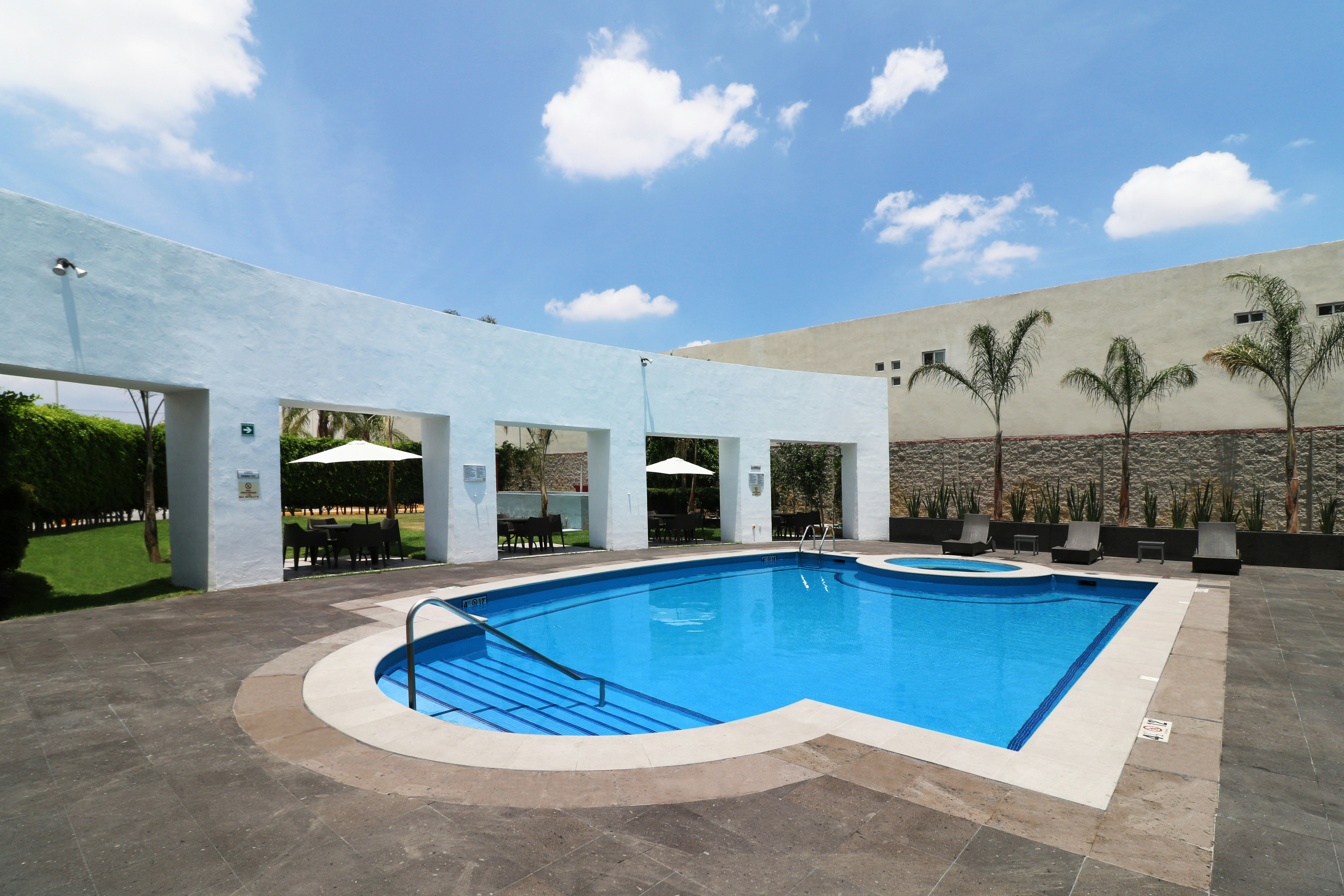 Holiday Inn Express San Luis Potosi 77/80
