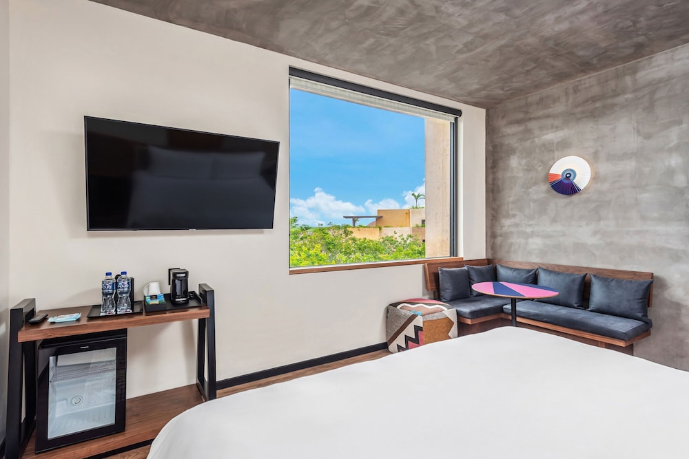 Aloft Tulum 39/50