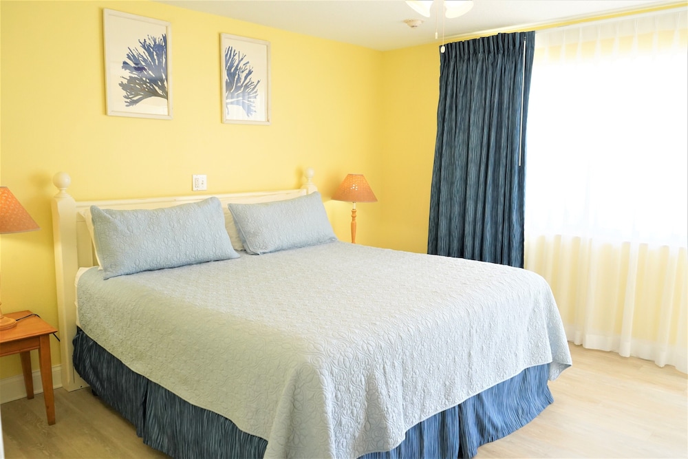 Glunz Ocean Beach Hotel and Resort 13/73