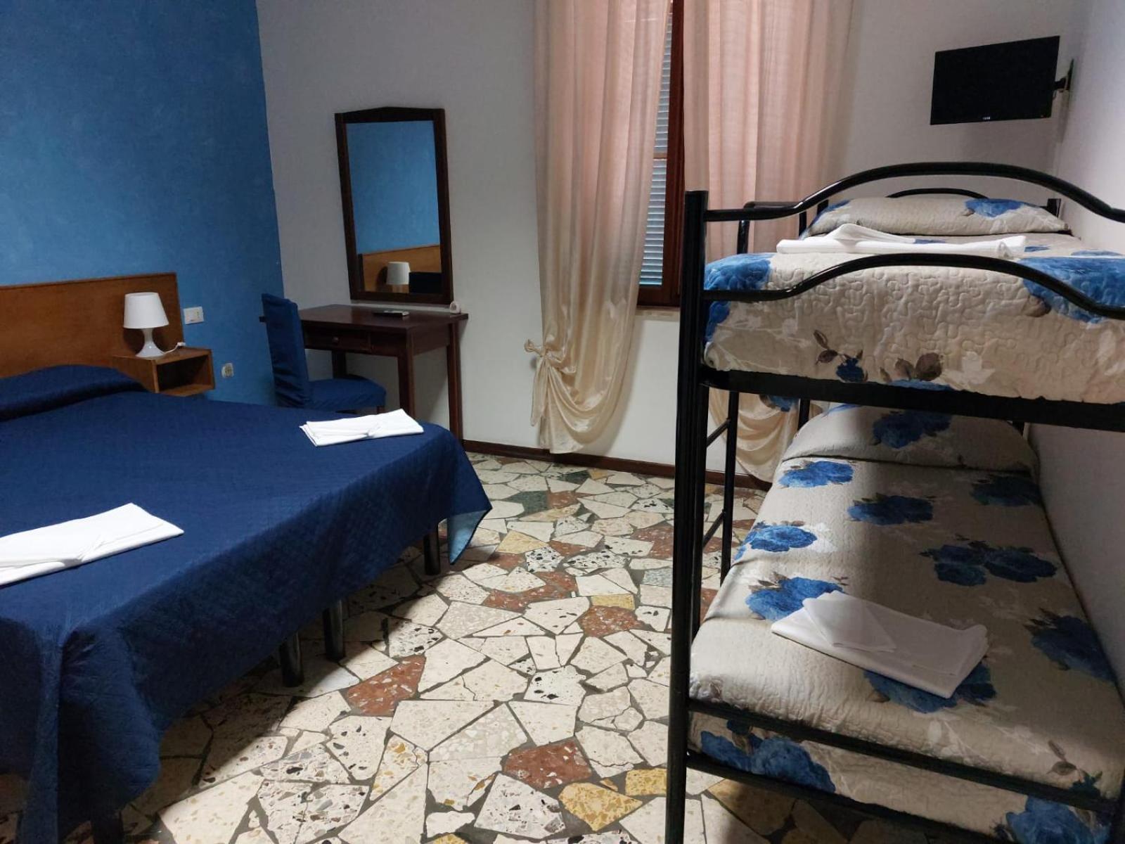 Hotel Mercede 2 33/50