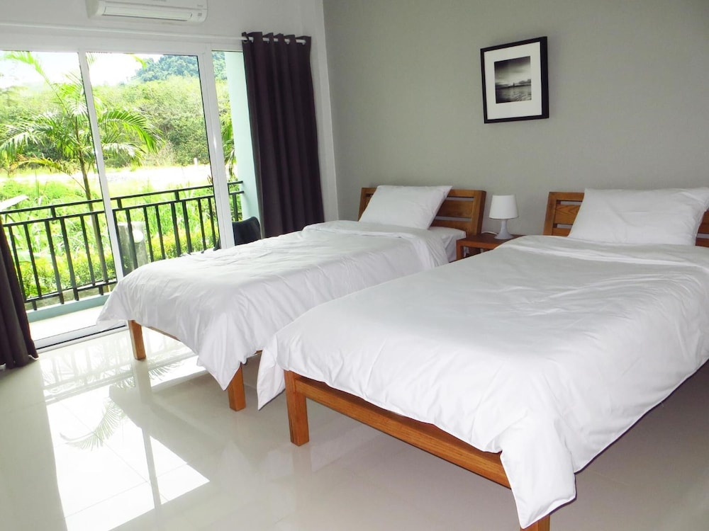 Ruk Cozy Khao Lak 20/40