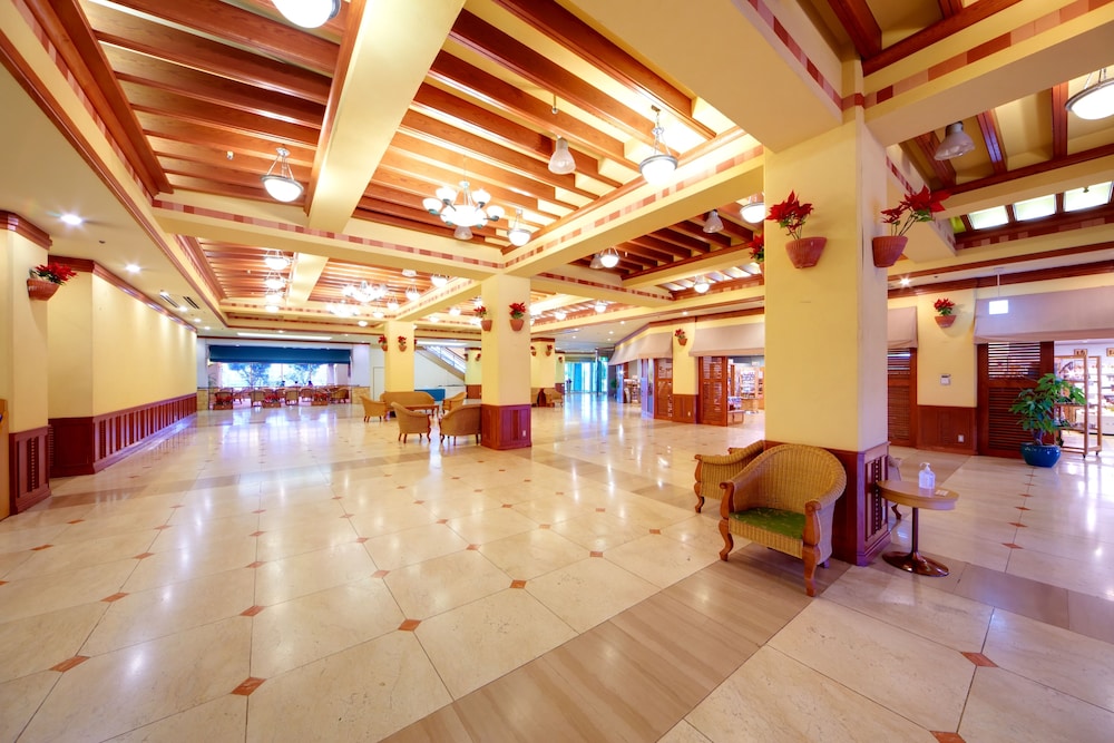 Pacific Hotel Okinawa 7/72