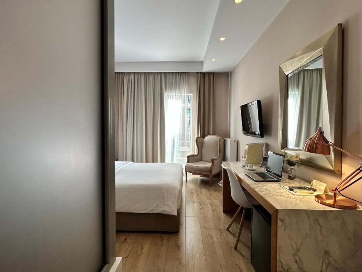 Areos Hotel 30/57