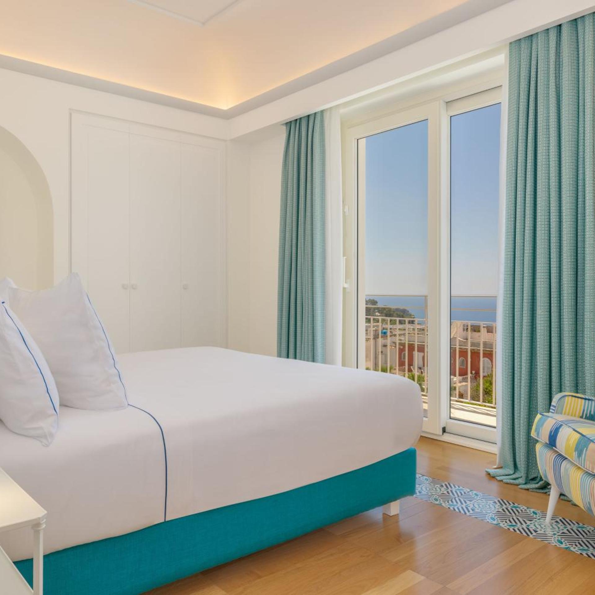 1 Bedroom, Capri, Suite, King Bed, Sea View, Balcony