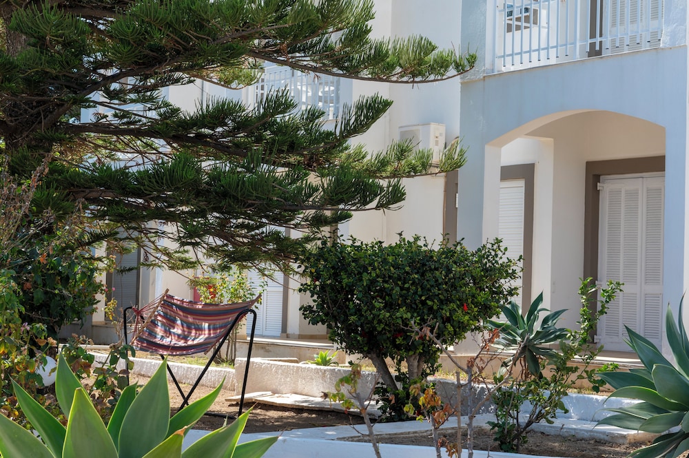 Irene Hotel 40/47