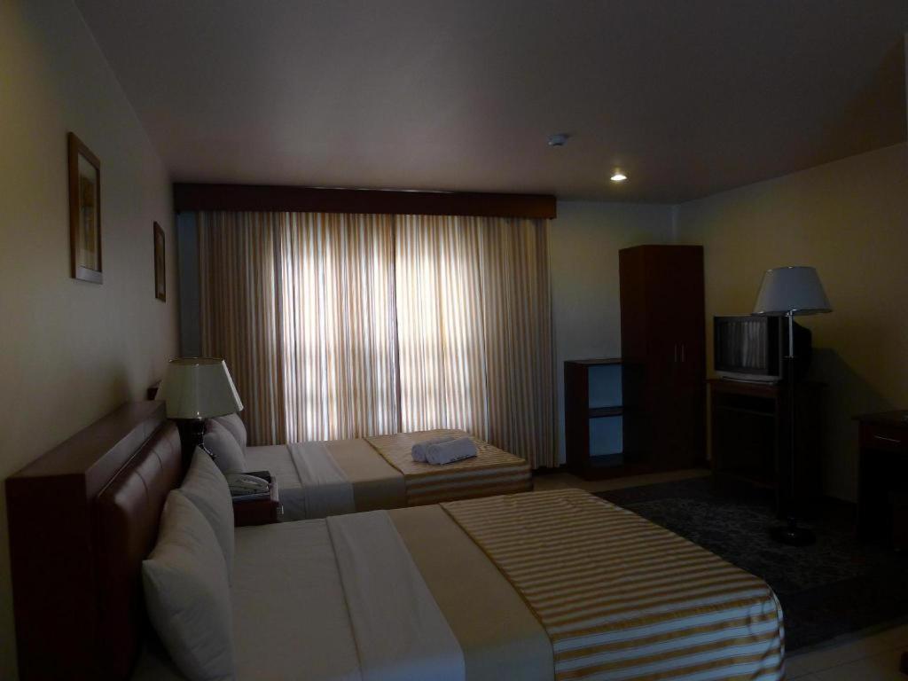 Hotel Cosmopolitan 30/57