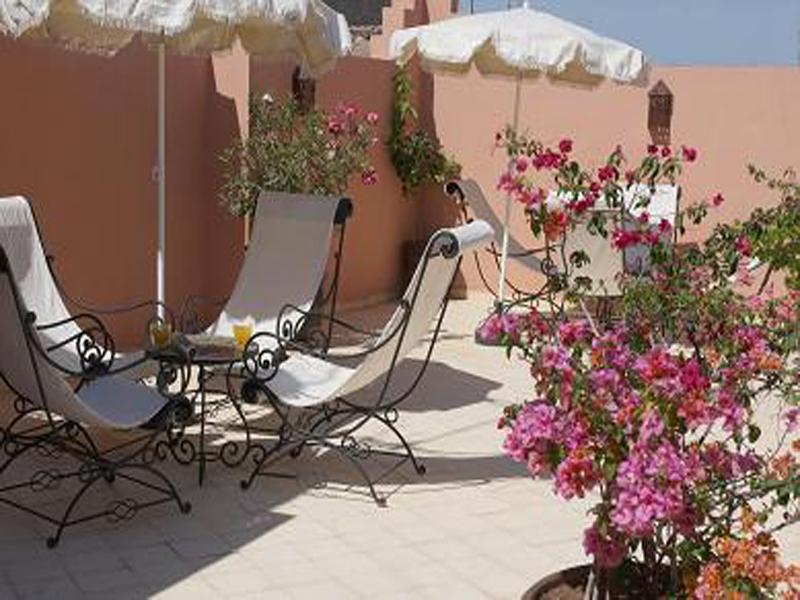 Riad Nerja 7/10