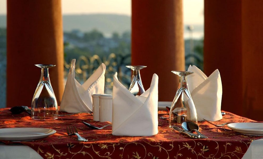 Noor Us Sabah Palace 19/45