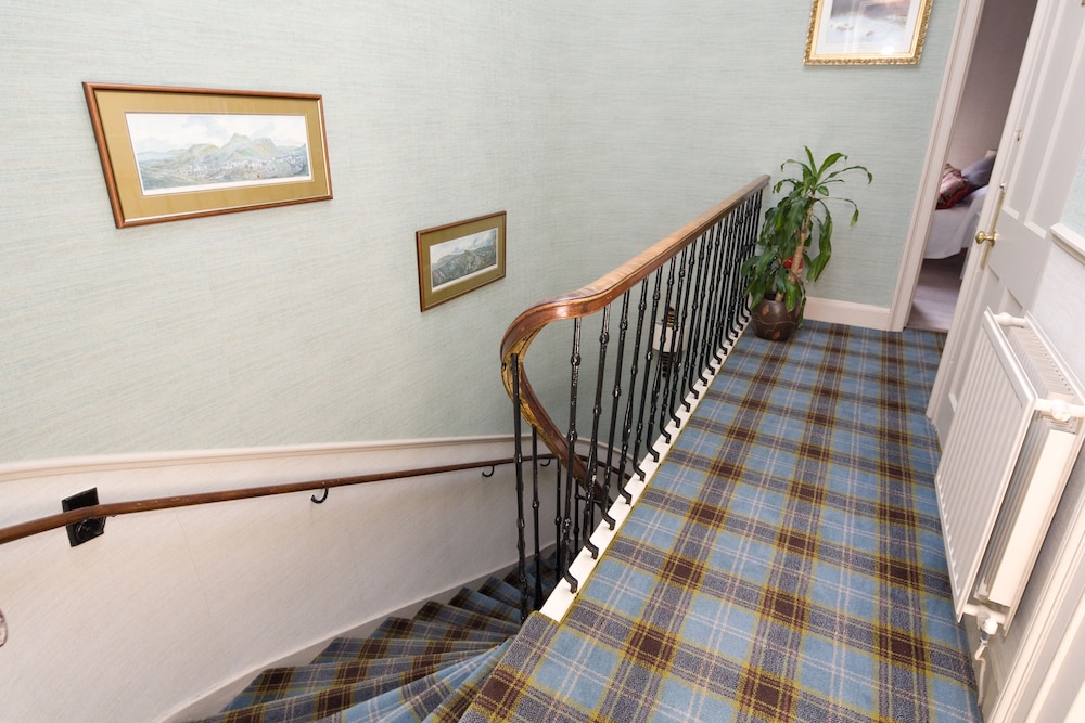 Sherwood Guest House 7/69