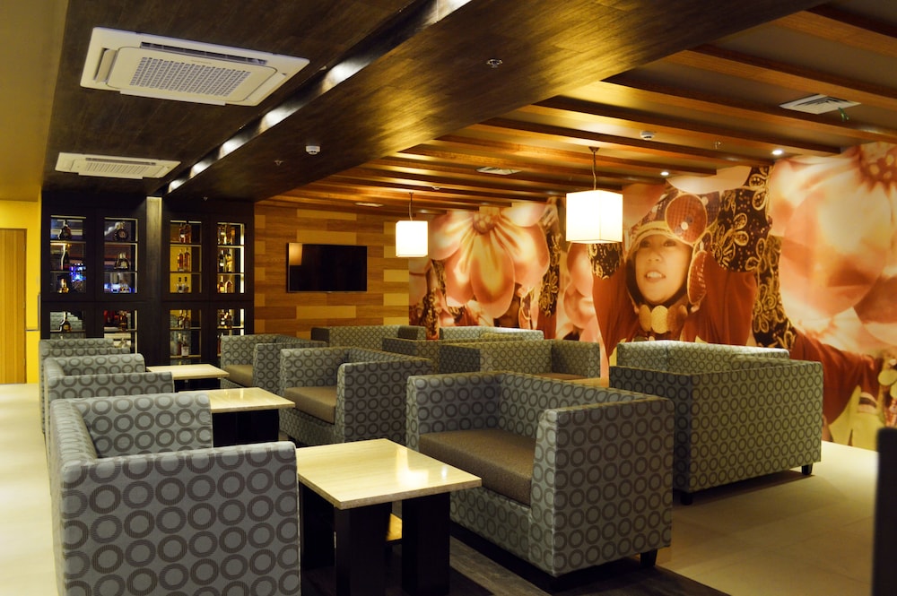 Grand Regal Hotel Davao 36/50