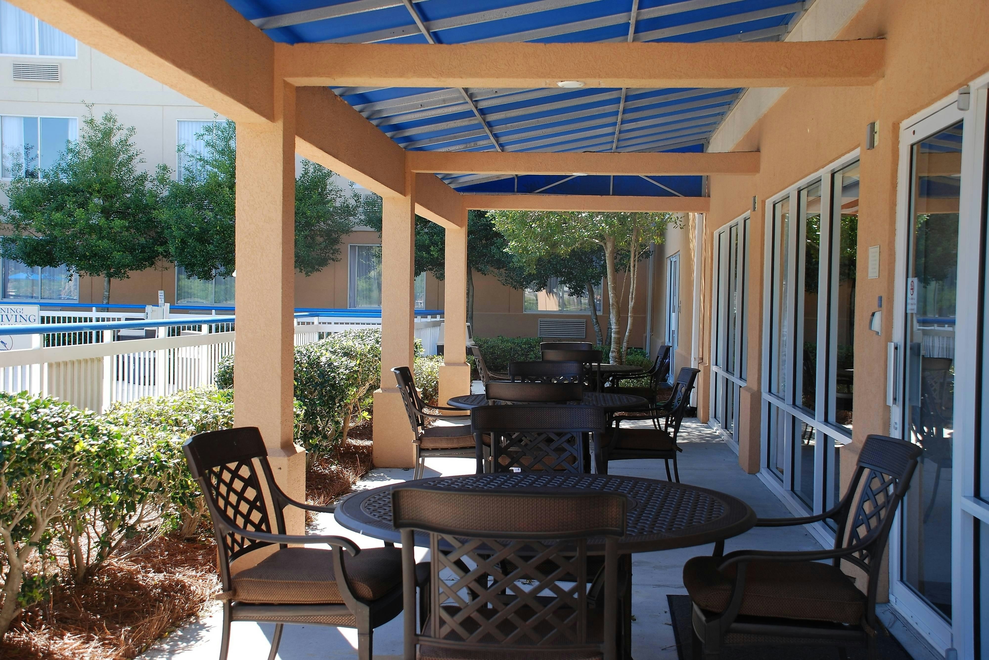 Fairfield Inn By Marriott Myrtle Beach Broadway At the Beach 6/10