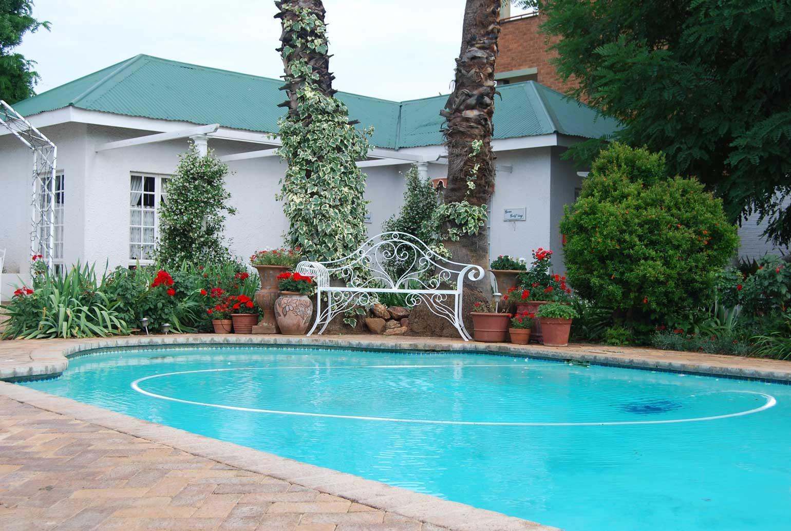 A Tapestry Garden Guest House 34/36