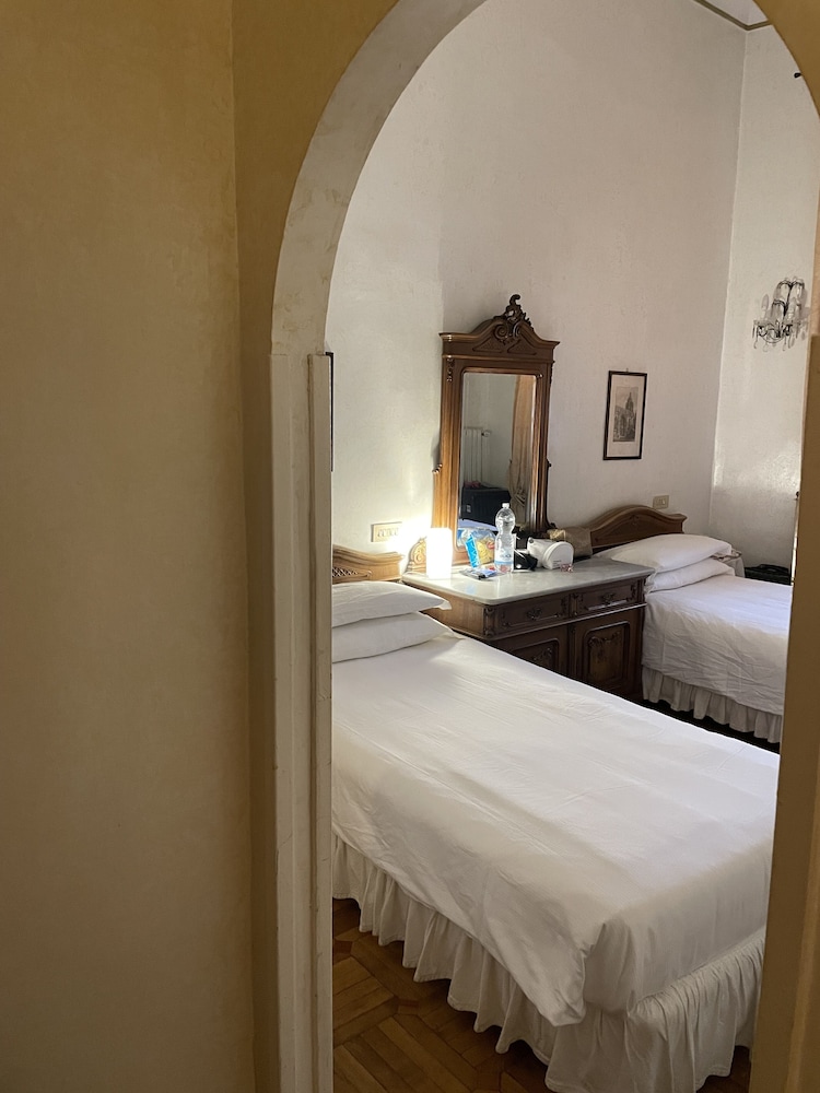 Fontana Hotel Rome 19/59