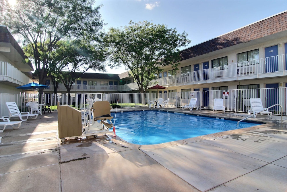 Motel6 Lubbock, TX 37/42