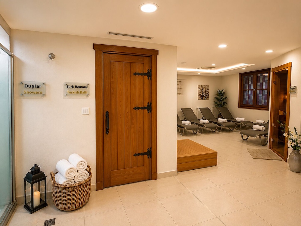GLK Premier The Home Suites and Spa 33/50