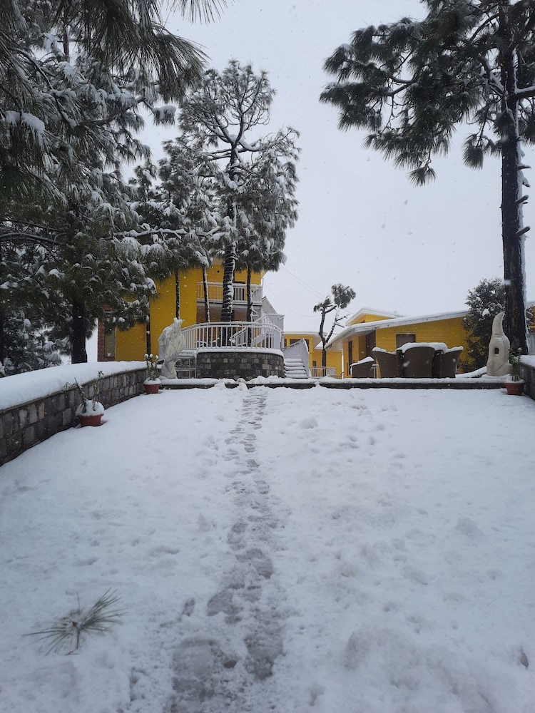 JuSTa Luxe Mukteshwar Retreat and Spa Mukteshwar 34/50