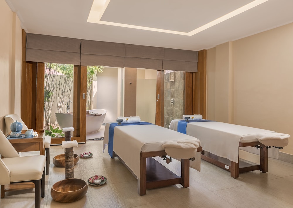 Crimson Resort and Spa Mactan 13/50