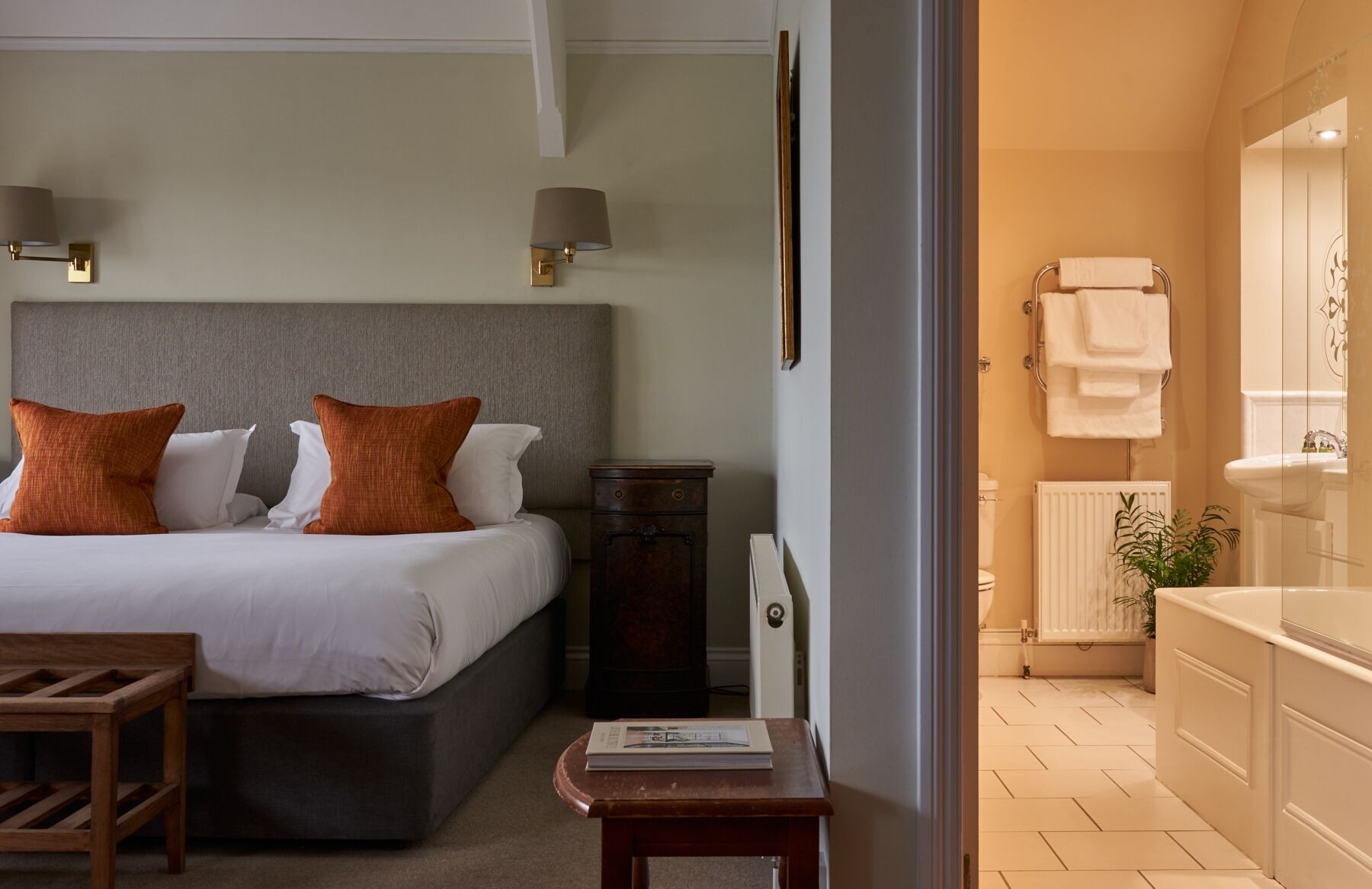 Manor, Deluxe, Double Bed، The Mole Resort 3/4