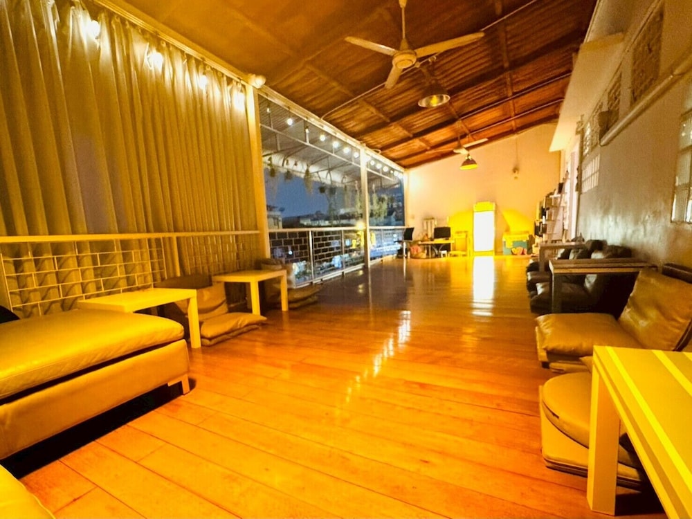 Baan Nampetch Hostel 24/50