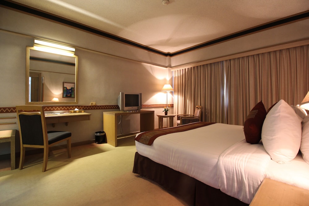 Chiangmai Hill 2000 Hotel 33/69