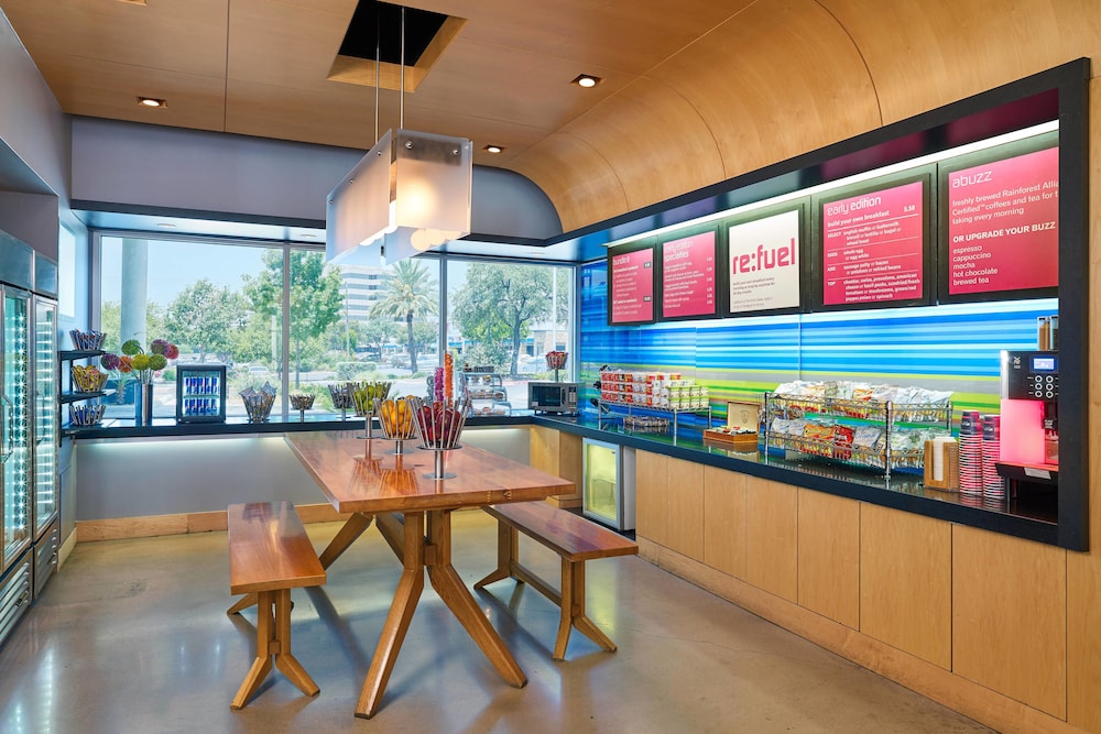 Aloft Plano 26/33