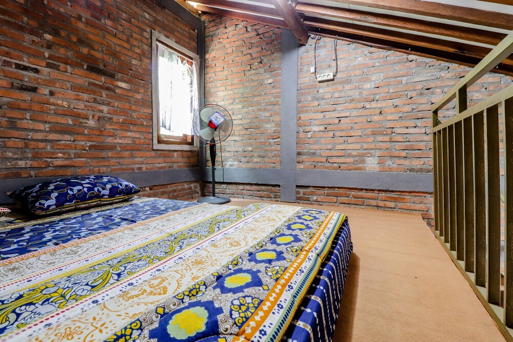 d Hasinda Homestay 17/56