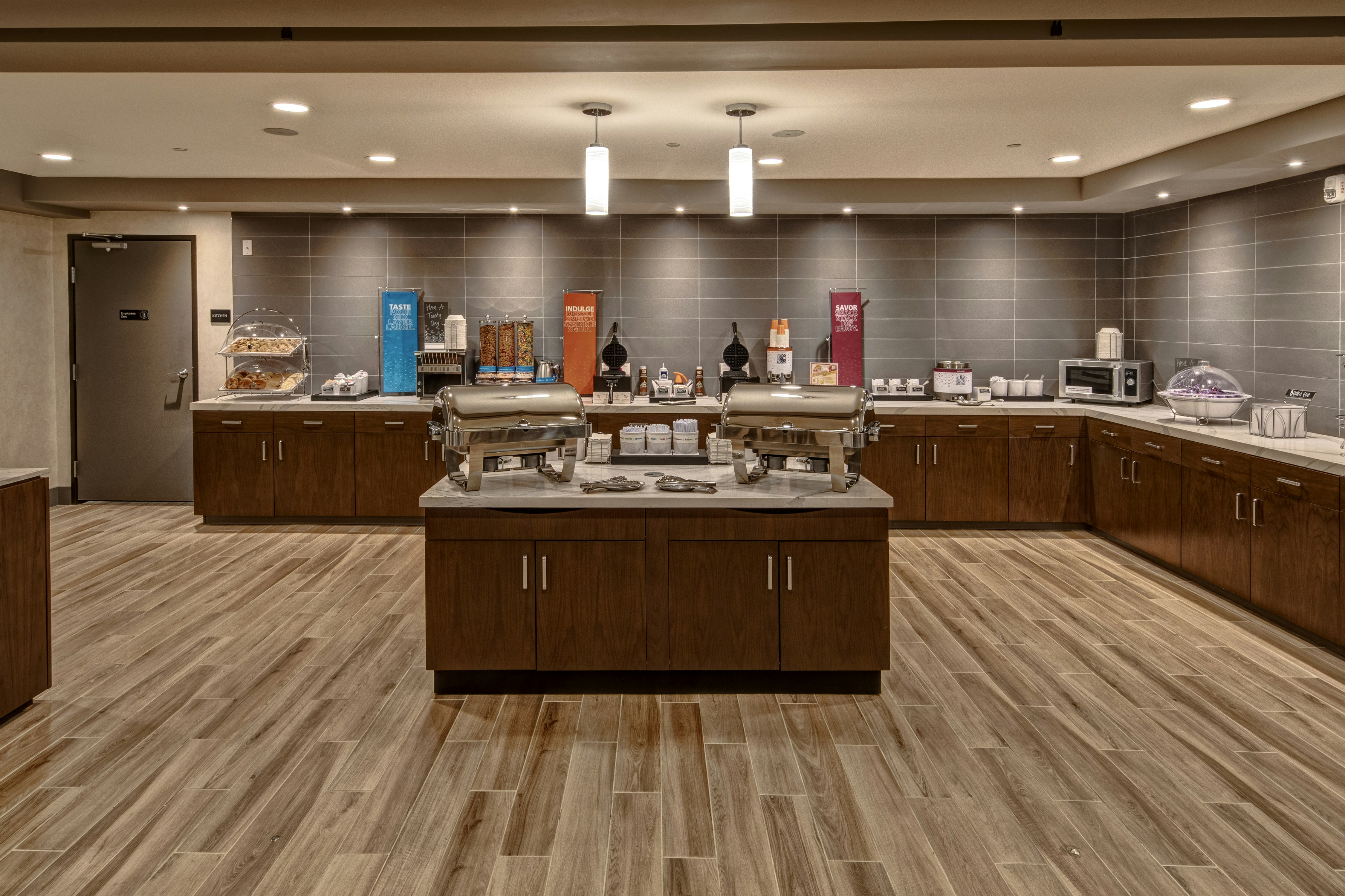 Hampton Inn Vallejo 12/47