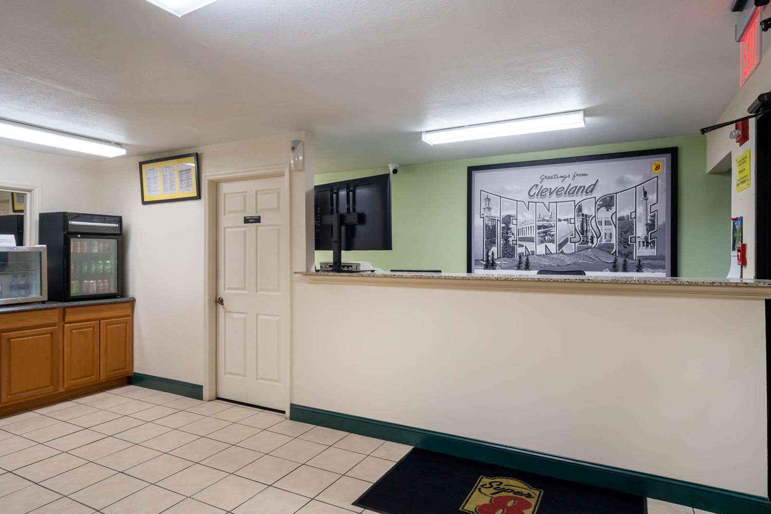 Super 8 by Wyndham Cleveland TN 9/36